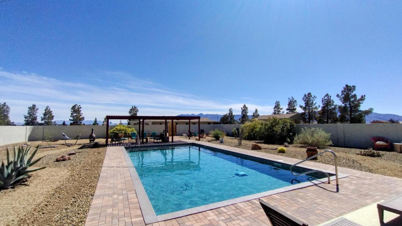 Falcon Cottage Pahrump Exterior photo