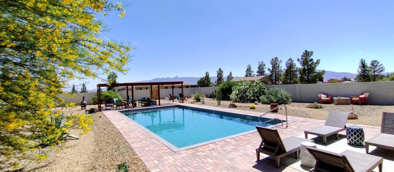 Falcon Cottage Pahrump Exterior photo